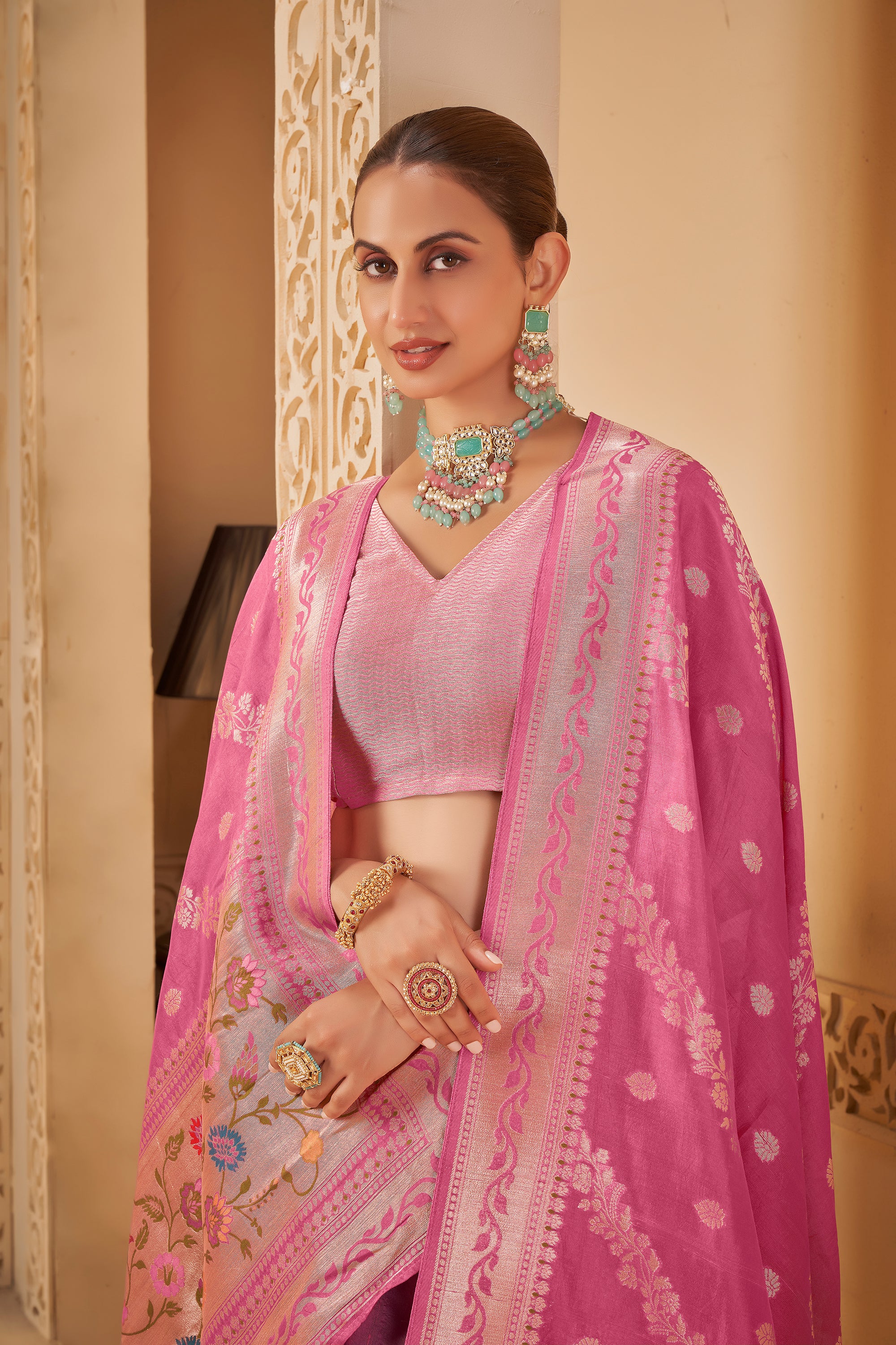 Elegant Pink Saree with Zari Pallu and Intricate Floral Motifs - Krishree